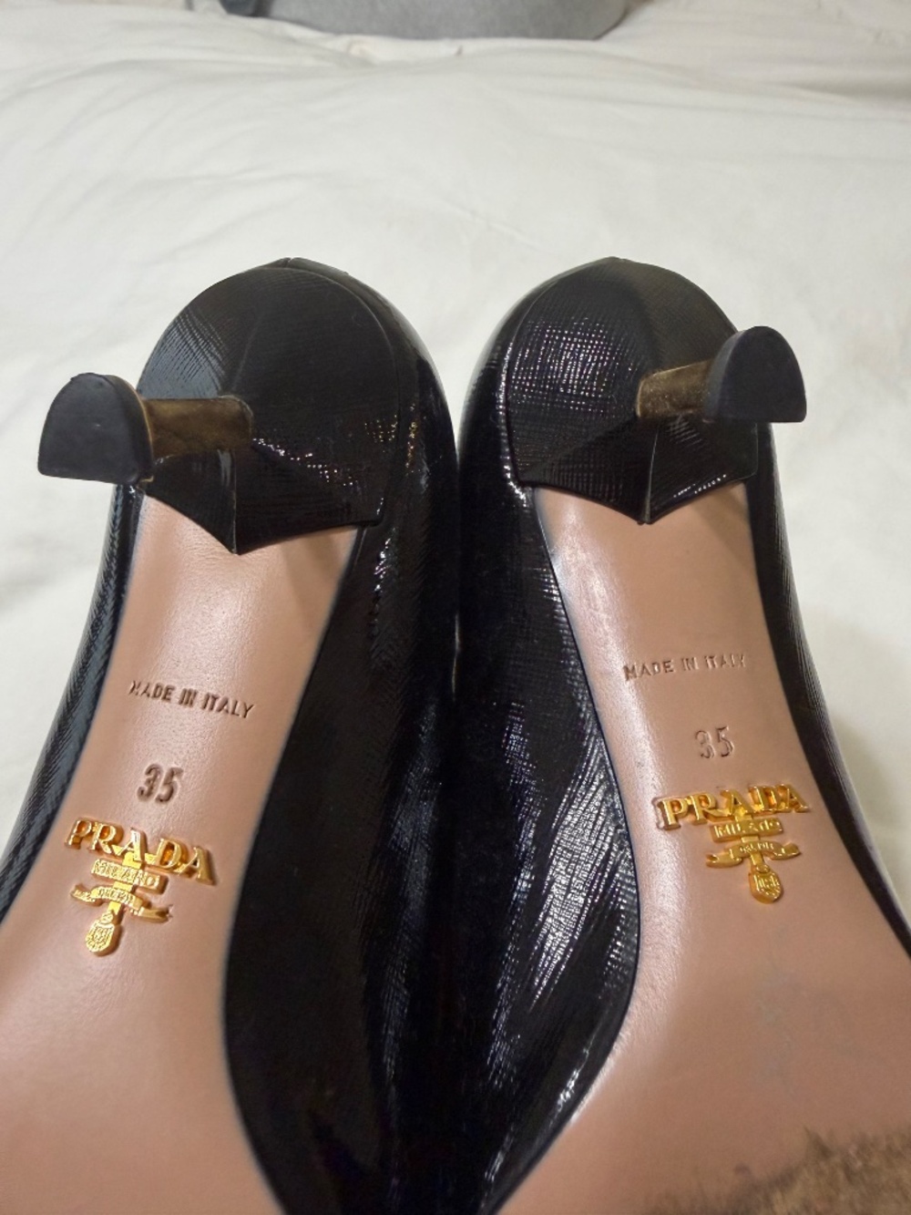 Prada heels - Picture 4 of 5